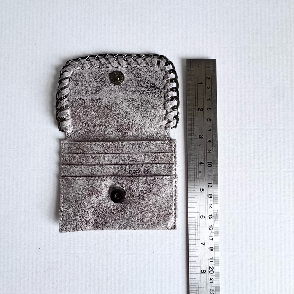 Distressed Chain Detail Wallet - Picture 4 of 6